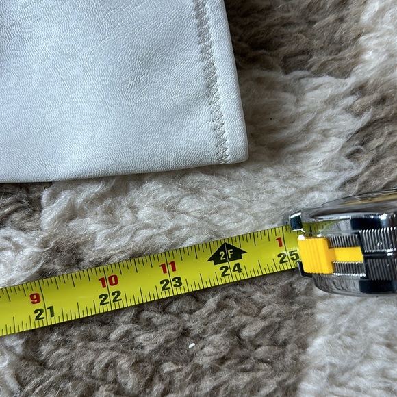 Jessica Simpson white high boots - Picture 9 of 10